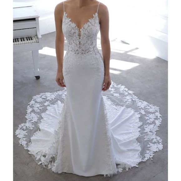 White Blue by Enzoani Size 6 Mermaid dress - Picture 1 of 2